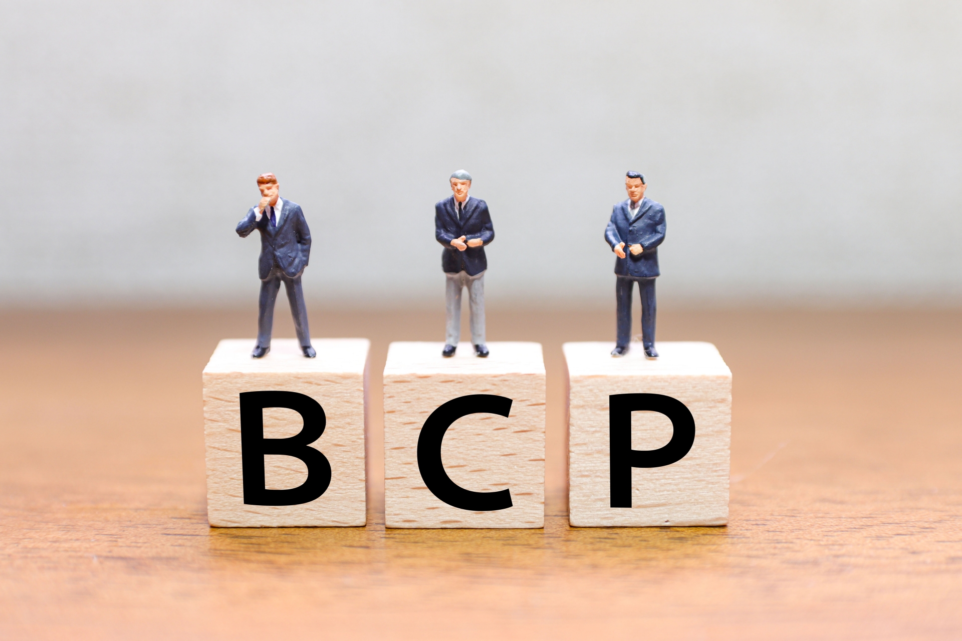 BCP対策とは？防災対策との違い・重要性を解説！マニュアル・導入事例・おすすめツール・サービスもご紹介！