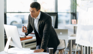 【2024年最新】おすすめのWeb会議システム比較14選！有料版と無料版の違いも徹底比較！