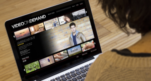 VOD(ビデオオンデマンド)サービスとは？無料で使えるおすすめのVODもご紹介！