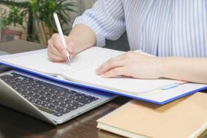 Webライターに資格は必要？案件獲得におすすめの資格8選+αを紹介！