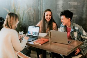 人事査定(人事考課)って何?査定の目的や業績アップする評価基準を徹底調査!