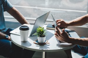 採用を効率化する方法は?採用業務の課題や手間を削減させる方法を徹底解説!