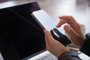 WebサイトとSNSの役割とは?マーケティング位置付けの違いを解析