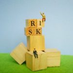 リスクマネジメントとは?種類やプロセス、BCPとの関連性など